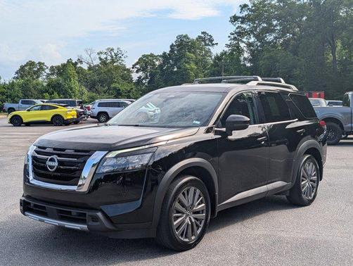 Super Black 2025 Nissan Pathfinder SL FWD