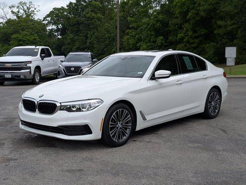 Alpine White 2019 BMW 530 530i