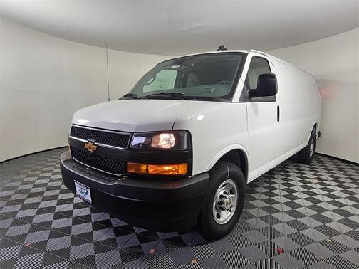 2025 Chevrolet Express 2500 Work Van