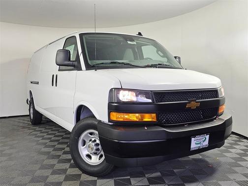 2025 Chevrolet Express 2500 Work Van