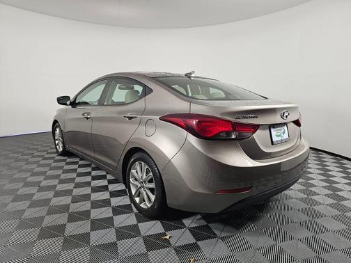 Desert Bronze 2016 Hyundai ELANTRA SE