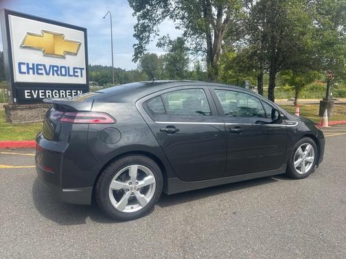 2014 Chevrolet Volt Base