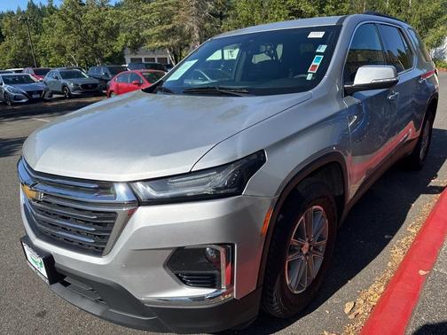 2022 Chevrolet Traverse LT Leather