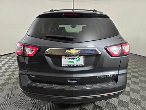 Cyber Gray Metallic 2013 Chevrolet Traverse 2LT