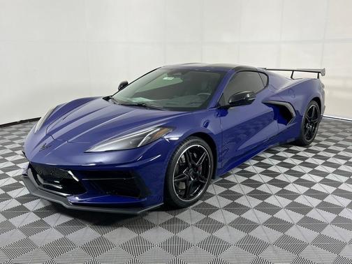 2025 Chevrolet Corvette Stingray w/2LT