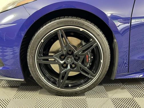 2025 Chevrolet Corvette Stingray w/2LT