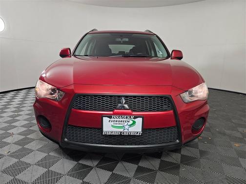 2010 Mitsubishi Outlander ES