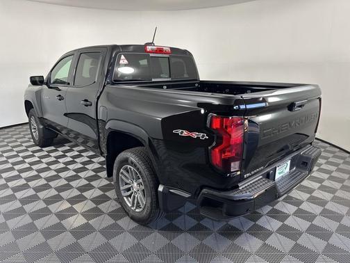 2025 Chevrolet Colorado LT