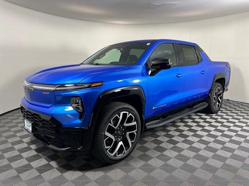 2025 Chevrolet Silverado EV RST