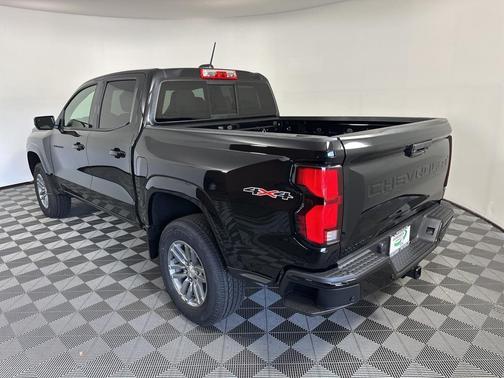 2025 Chevrolet Colorado LT