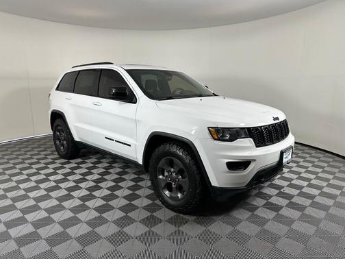 2019 Jeep Grand Cherokee Laredo