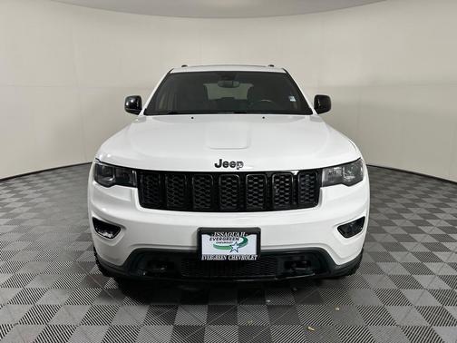 2019 Jeep Grand Cherokee Laredo