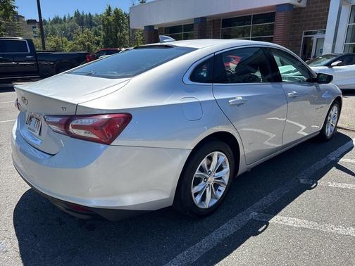 2022 Chevrolet Malibu LT