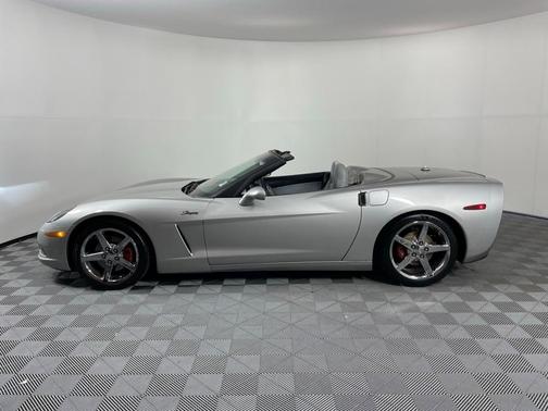 2005 Chevrolet Corvette 