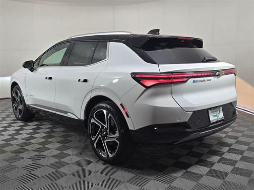 2026 Chevrolet Equinox EV LT 2