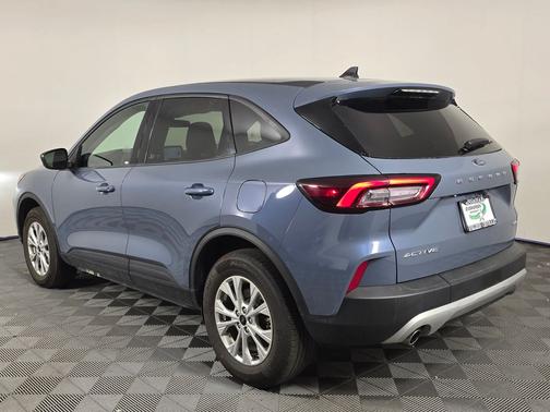 Vapor Blue Metallic 2025 Ford Escape Active