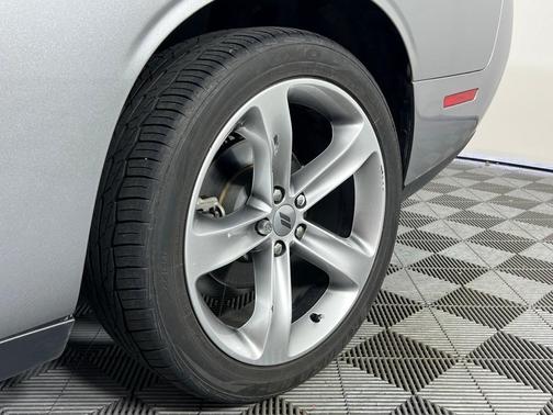 2017 Dodge Challenger SXT