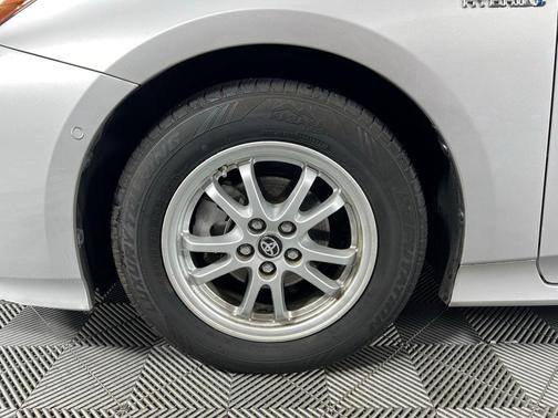 2017 Toyota Prius Two