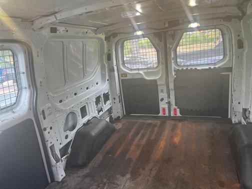 2017 Ford Transit-250 Base