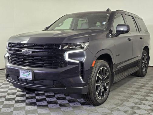 Dark Ash Metallic 2023 Chevrolet Tahoe RST