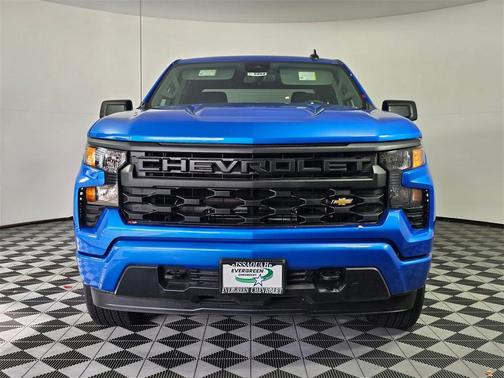 2025 Chevrolet Silverado 1500 Custom