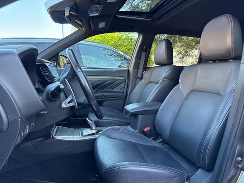 2019 Mitsubishi Outlander PHEV GT