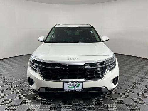 2024 Kia Seltos SX