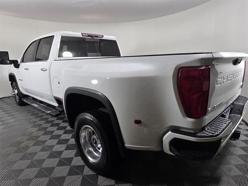 2021 Chevrolet Silverado 3500 High Country