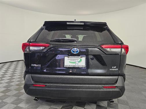 2021 Toyota RAV4 Hybrid LE