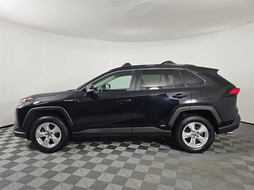 2021 Toyota RAV4 Hybrid LE