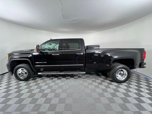 2019 GMC Sierra 3500 Denali