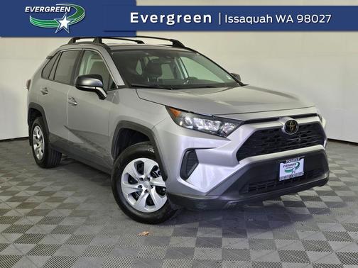 Silver Sky Metallic 2019 Toyota RAV4 LE