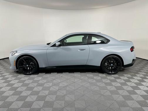 2024 BMW 230 i xDrive