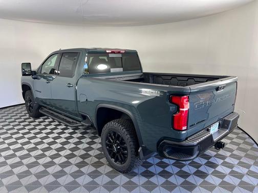 2025 Chevrolet Silverado 3500 LTZ
