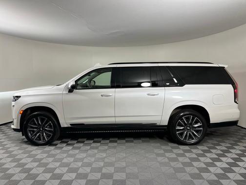 2022 Cadillac Escalade ESV Sport Platinum