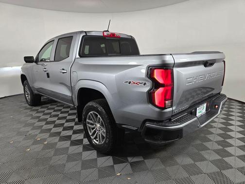 Sterling Gray Metallic 2026 Chevrolet Colorado LT