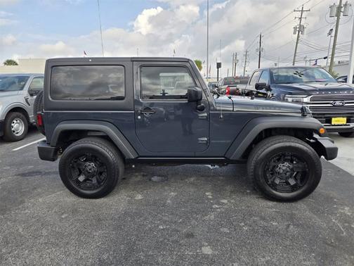 2017 Jeep Wrangler SPORT