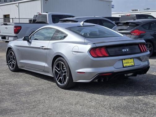 2022 Ford Mustang GT PREMIUM