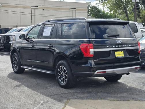 2022 Ford Expedition XLT
