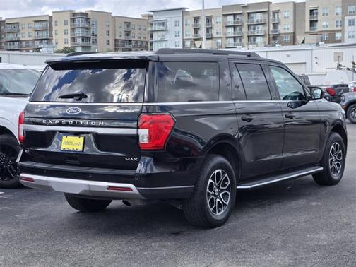 2022 Ford Expedition XLT
