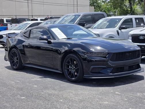 2025 Ford Mustang ECOBOOST