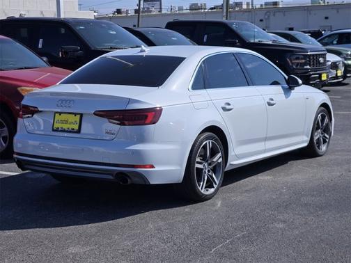 2018 Audi A4 2.0T PREMIUM