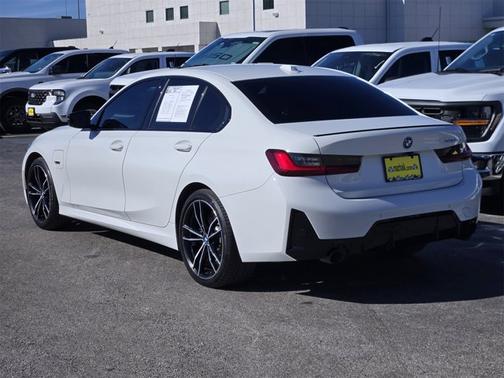 2023 BMW 330e 330E