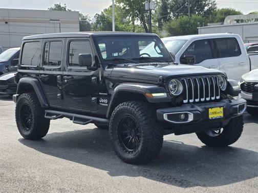 2021 Jeep Wrangler Unlimited SAHARA