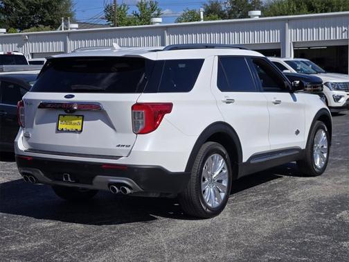 2024 Ford Explorer KING RANCH