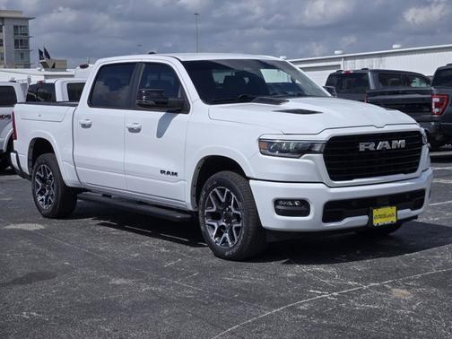 2025 RAM 1500 LARAMIE