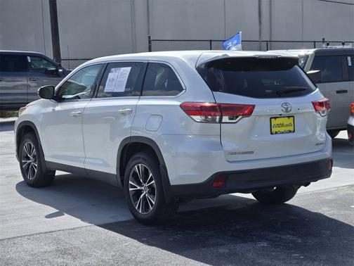 2019 Toyota Highlander LE PLUS