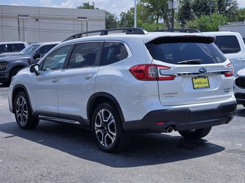 2023 Subaru Ascent LIMITED 7-PASSENGER