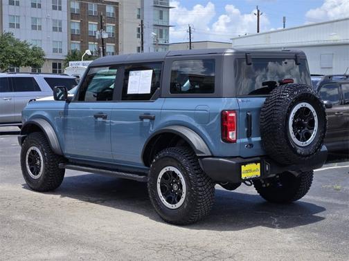 2023 Ford Bronco BASE