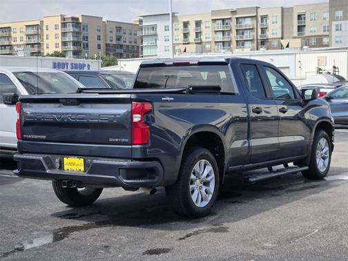 2020 Chevrolet Silverado 1500 CUSTOM